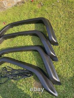 Kit d'élargissement d'ailes de roue pour Toyota Land Cruiser 70-74