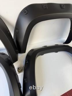 Kit de carrosserie avec élargisseurs d'ailes avant et arrière 4x pour VW Amarok 2010-2020