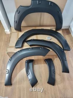 Nouveaux élargisseurs d'arches de roue extra larges pour Toyota Hilux MK8 2018-2020