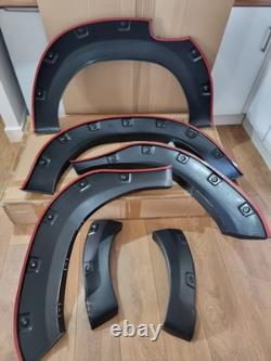 Nouveaux élargisseurs d'arches de roue extra larges pour Toyota Hilux MK8 2018-2020