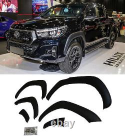 Passages de roues élargis et évasés en noir mat pour Toyota Hilux 2020+